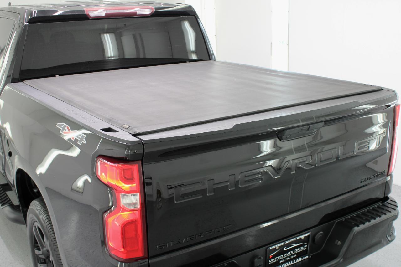 Chevrolet Silverado 1500 4WD Crew Cab 147" Custom 2020