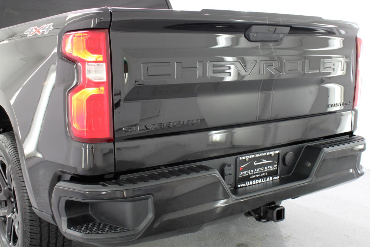 Chevrolet Silverado 1500 4WD Crew Cab 147" Custom 2020