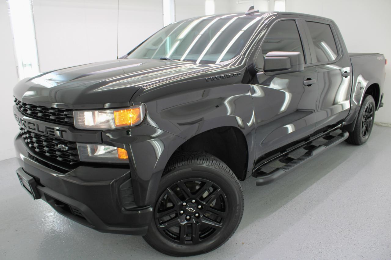 Chevrolet Silverado 1500 4WD Crew Cab 147" Custom 2020