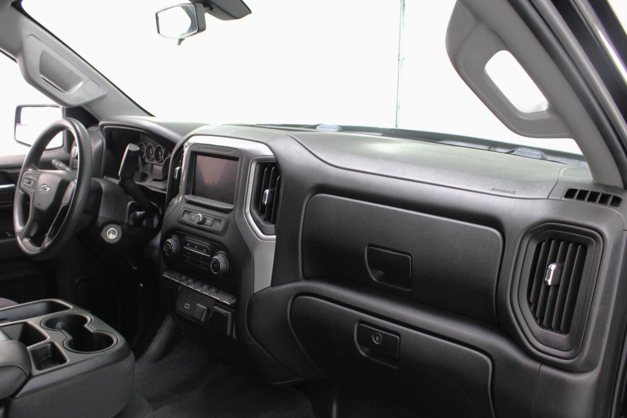Chevrolet Silverado 1500 4WD Crew Cab 147" Custom 2020