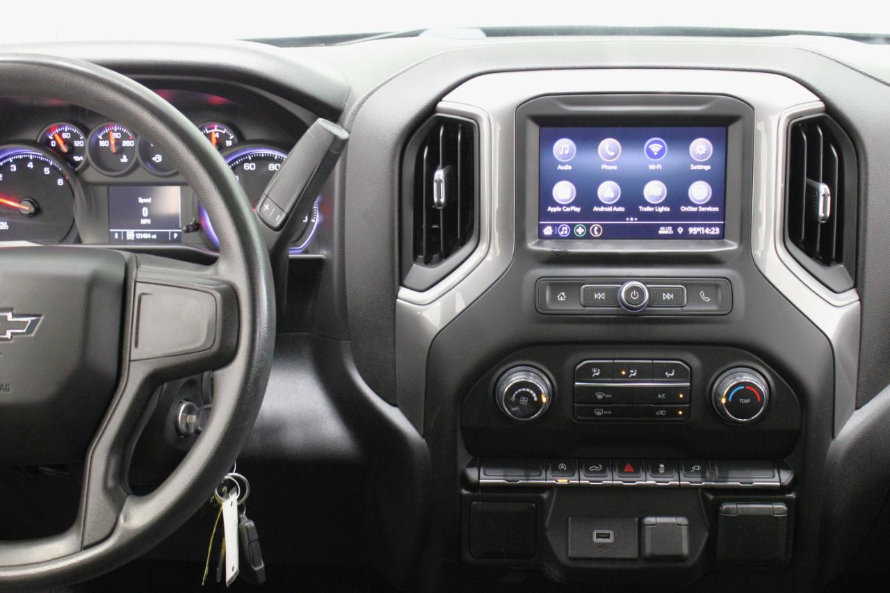 Chevrolet Silverado 1500 4WD Crew Cab 147" Custom 2020