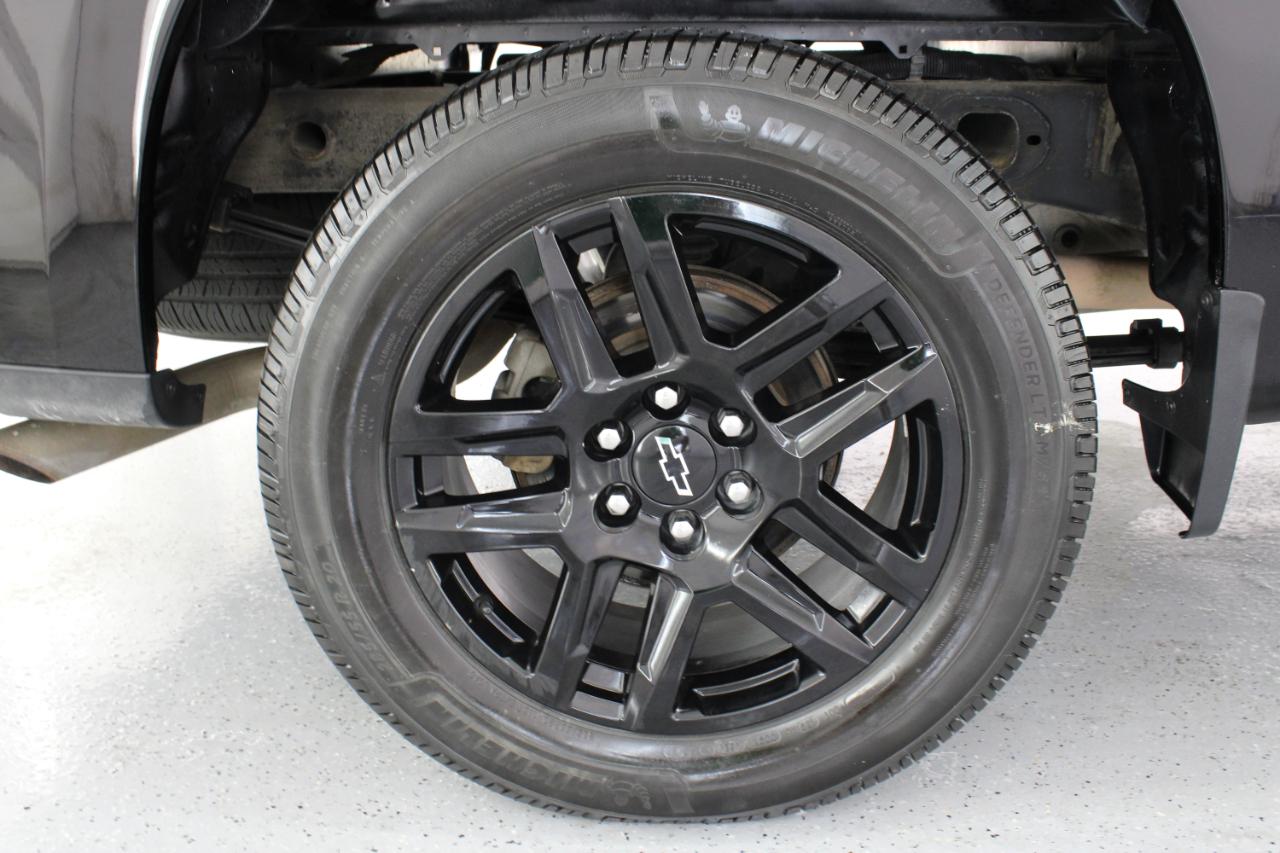 Chevrolet Silverado 1500 4WD Crew Cab 147" Custom 2020