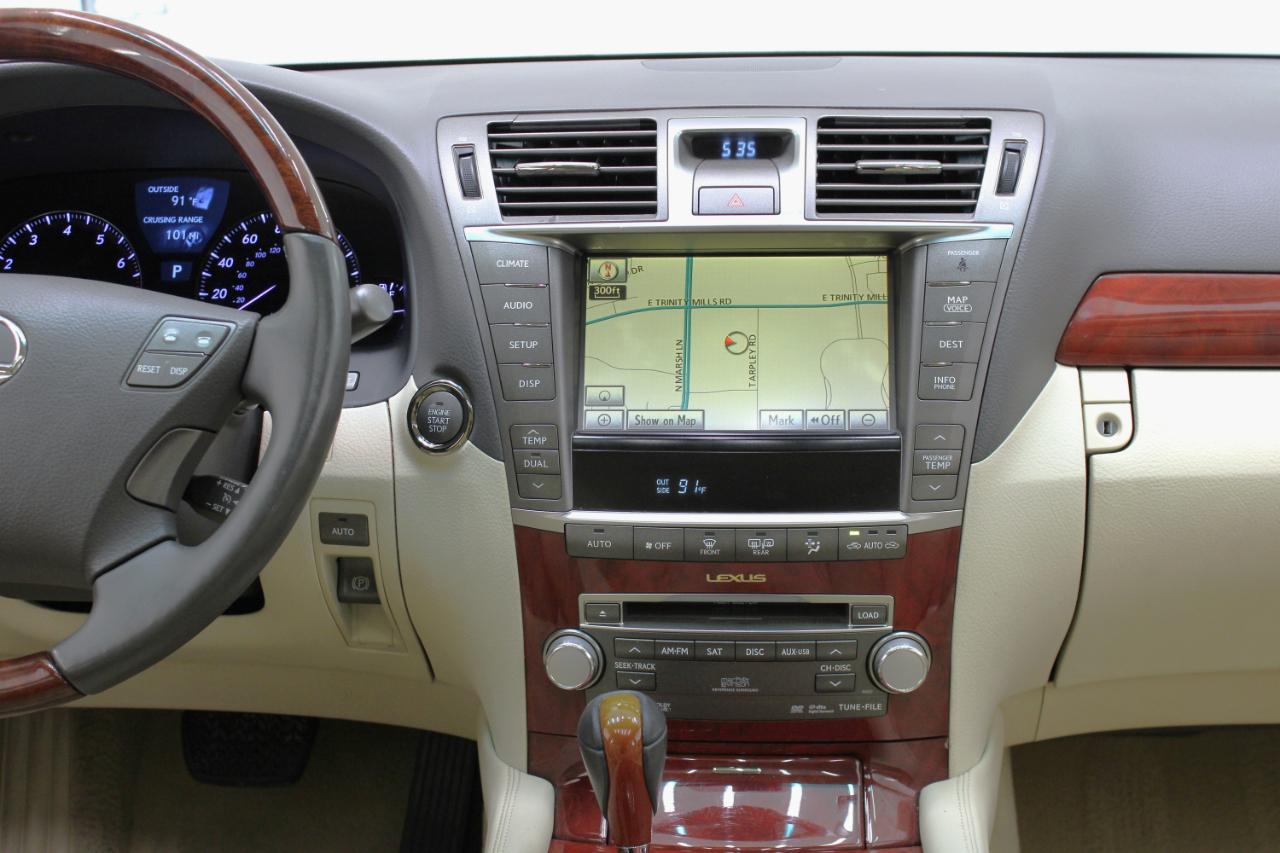 Lexus LS 460 4dr Sdn RWD 2012