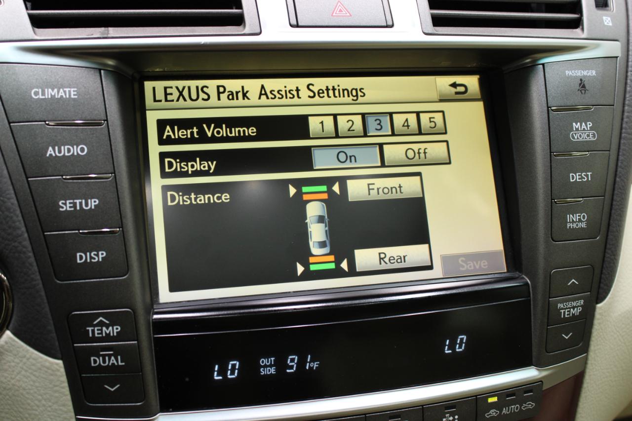 Lexus LS 460 4dr Sdn RWD 2012