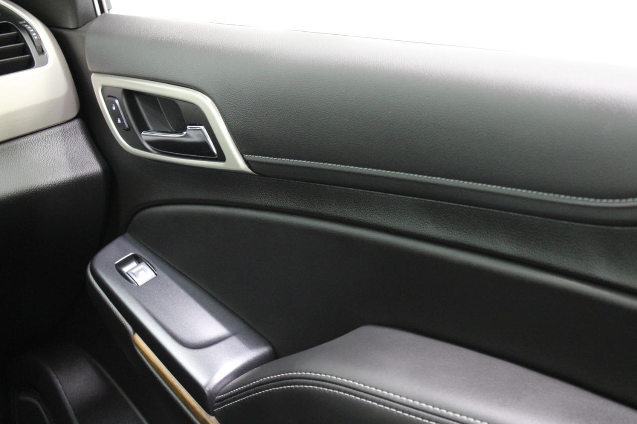 GMC Yukon 4WD 4dr Denali 2020