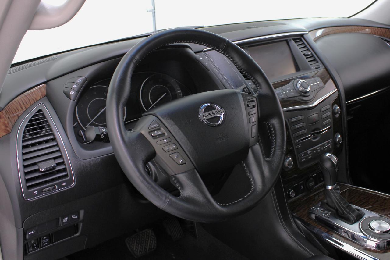 Nissan Armada 4x2 Platinum 2017