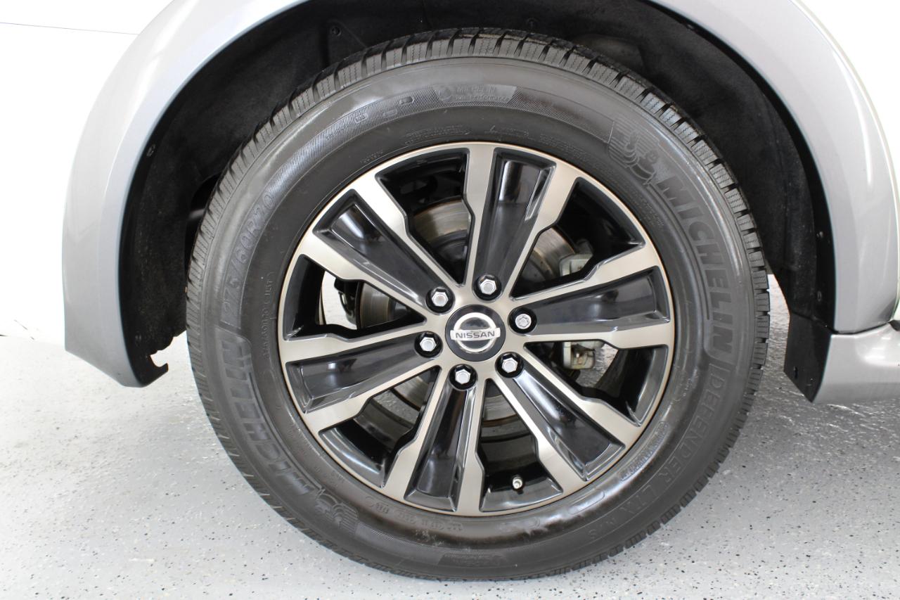 Nissan Armada 4x2 Platinum 2017