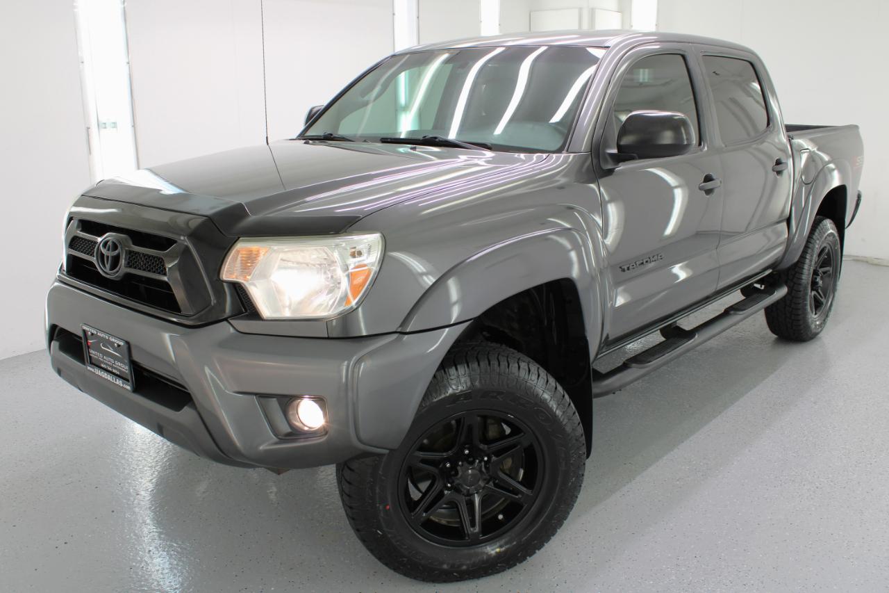 Toyota Tacoma 4WD Double Cab V6 MT (Natl) 2014