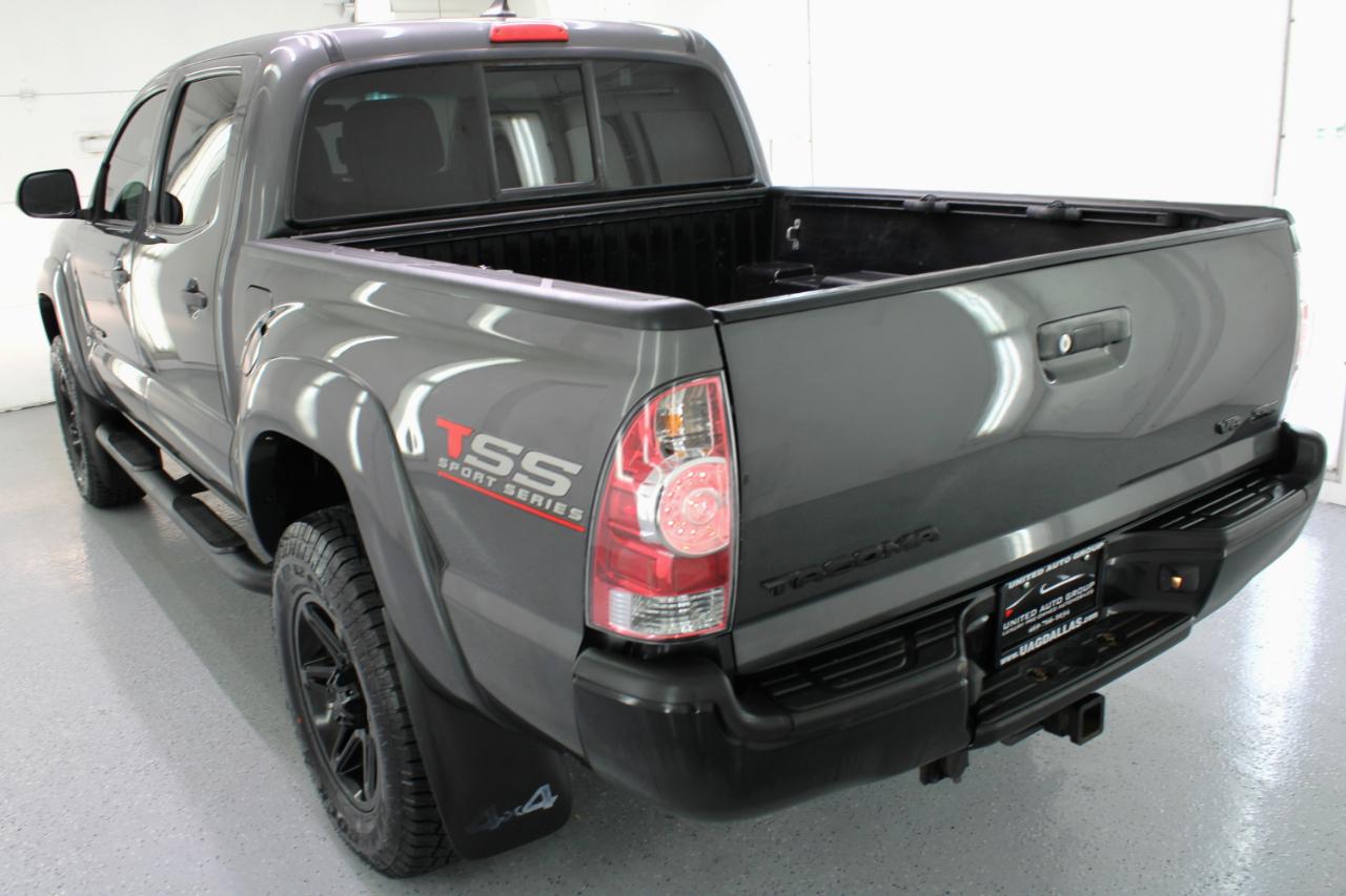 Toyota Tacoma 4WD Double Cab V6 MT (Natl) 2014