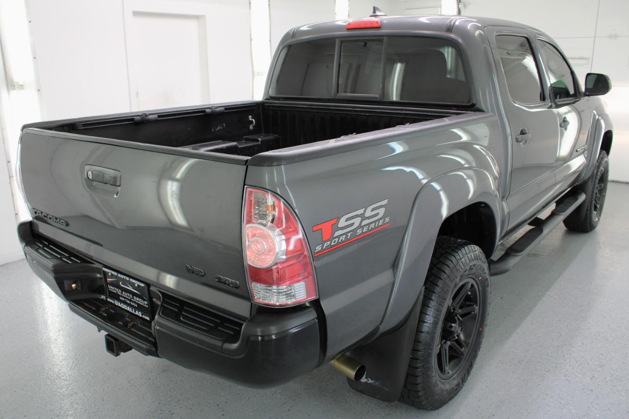 Toyota Tacoma 4WD Double Cab V6 MT (Natl) 2014