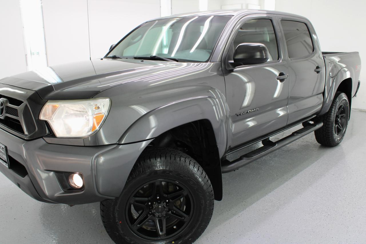Toyota Tacoma 4WD Double Cab V6 MT (Natl) 2014