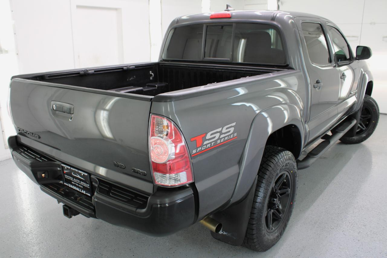 Toyota Tacoma 4WD Double Cab V6 MT (Natl) 2014