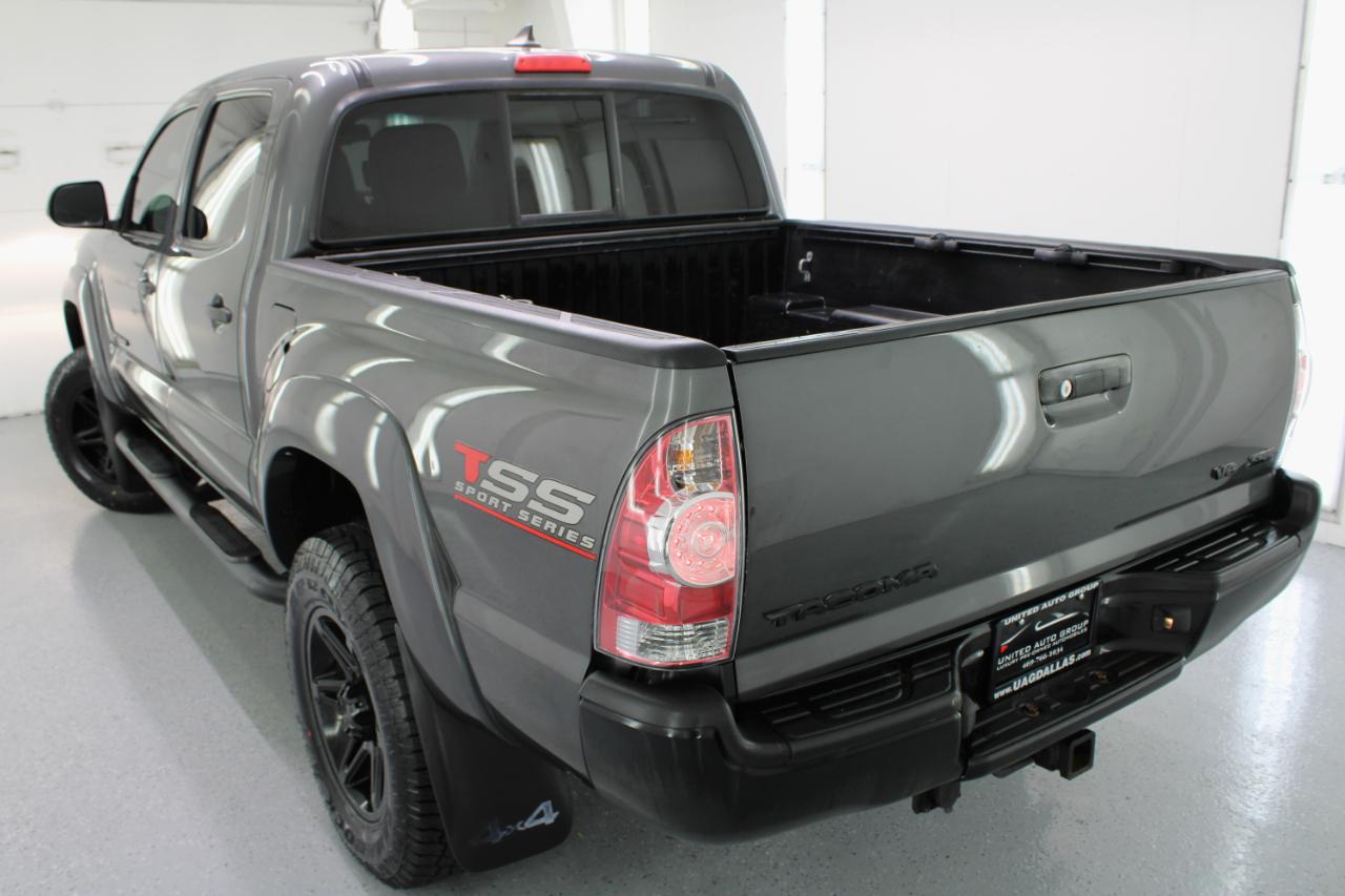 Toyota Tacoma 4WD Double Cab V6 MT (Natl) 2014