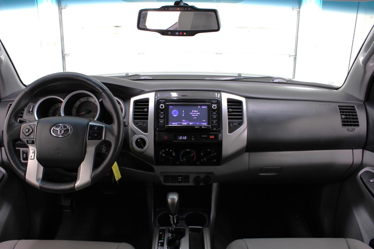 Toyota Tacoma 4WD Double Cab V6 MT (Natl) 2014