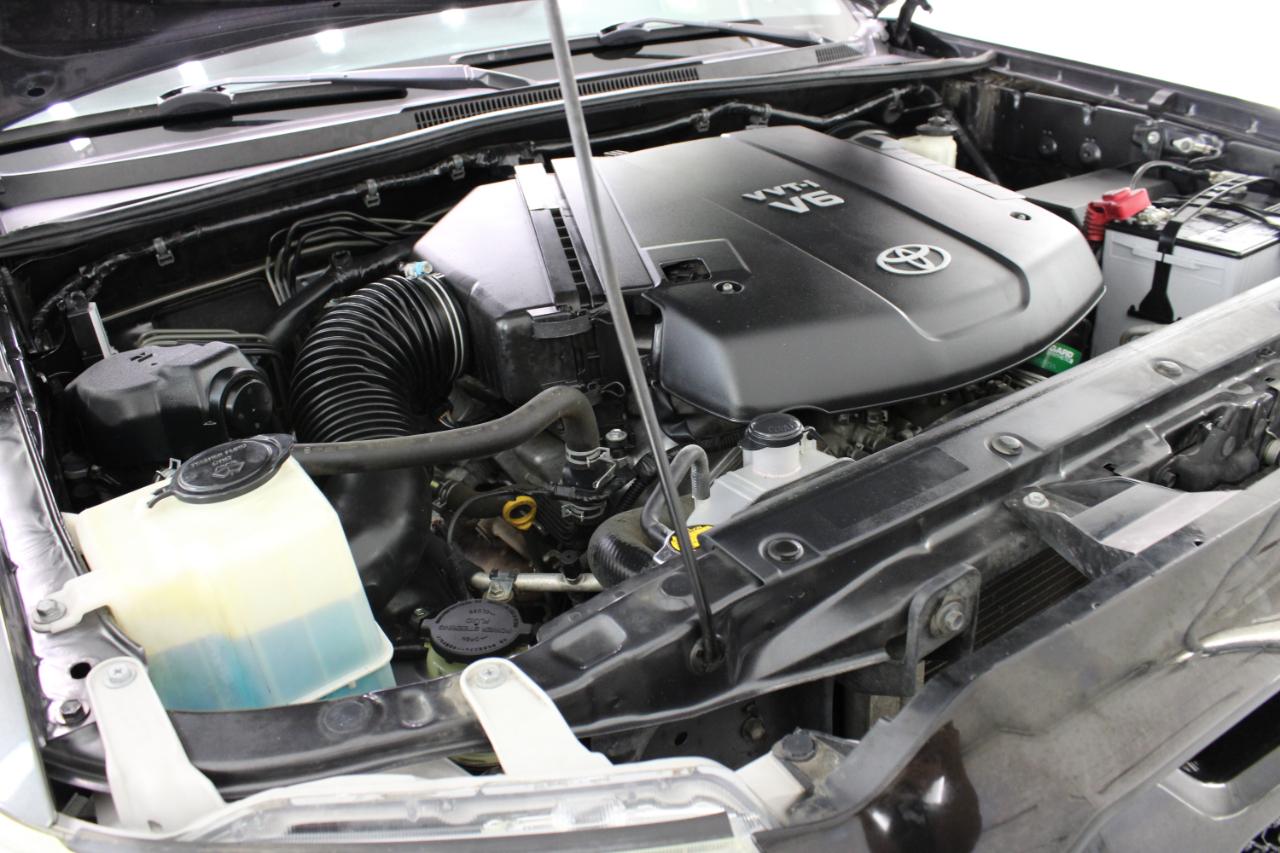 Toyota Tacoma 4WD Double Cab V6 MT (Natl) 2014