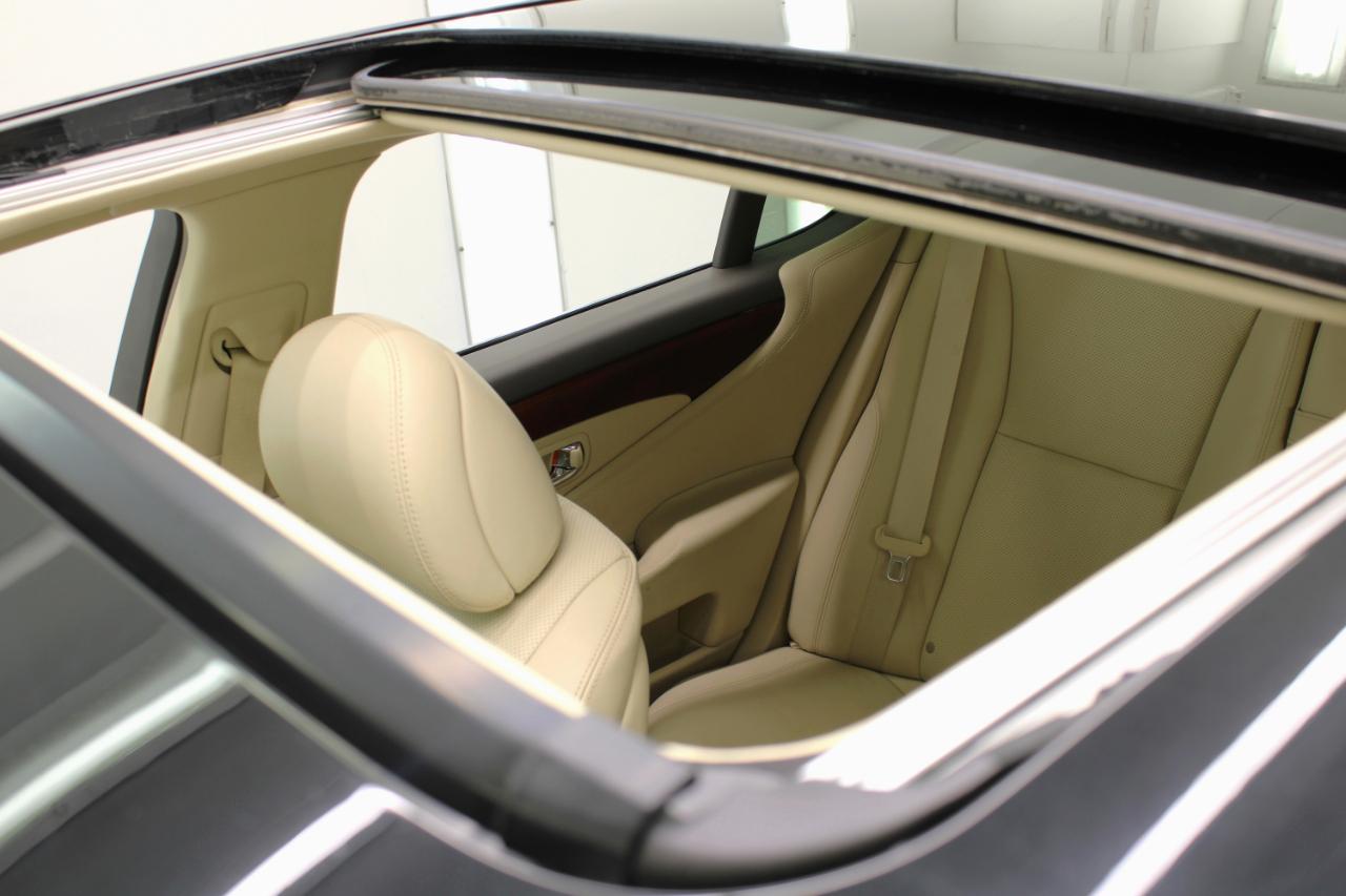 Lexus LS 460 4dr Sdn RWD 2012