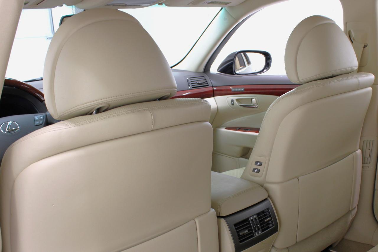 Lexus LS 460 4dr Sdn RWD 2012