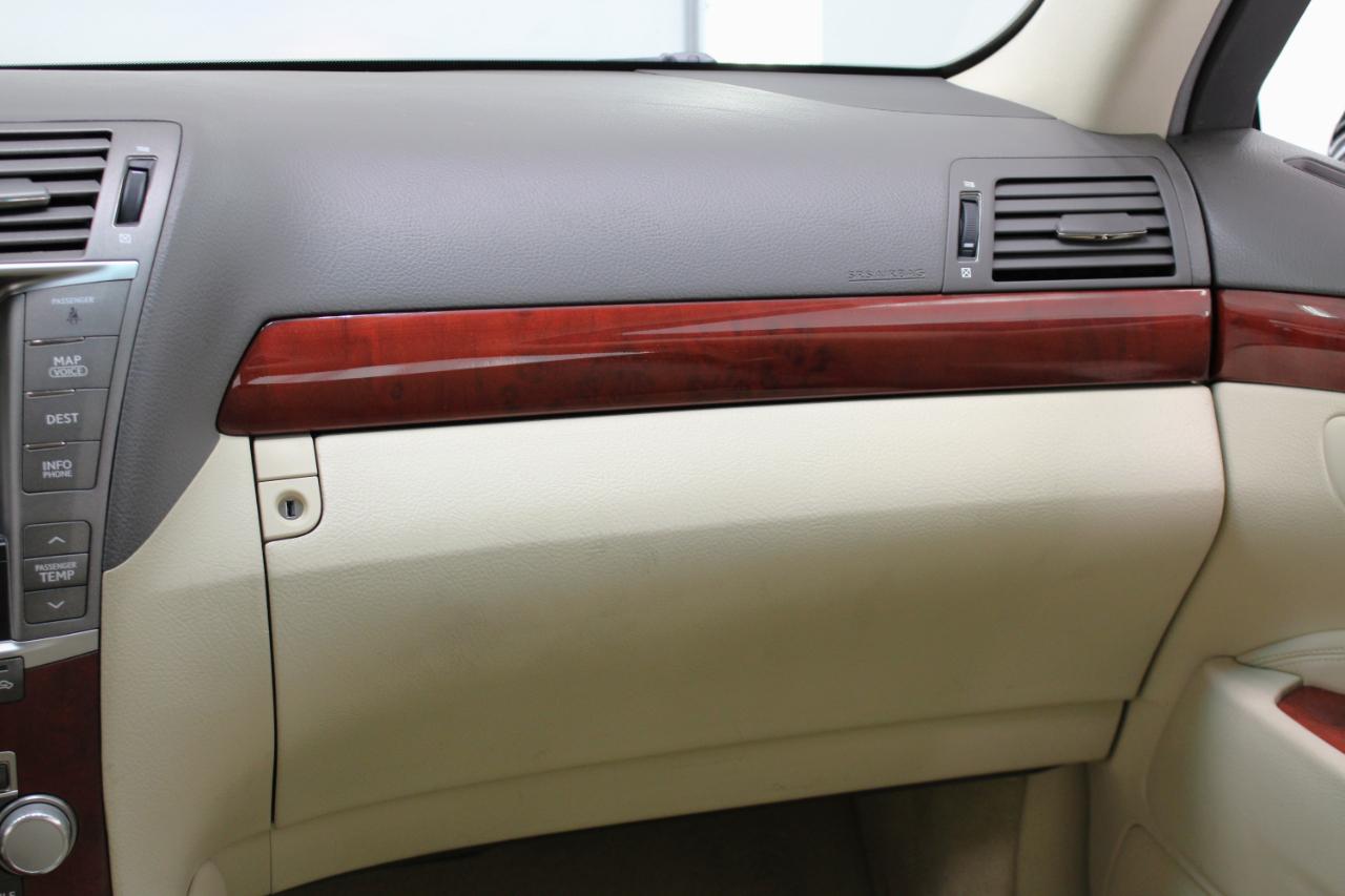 Lexus LS 460 4dr Sdn RWD 2012