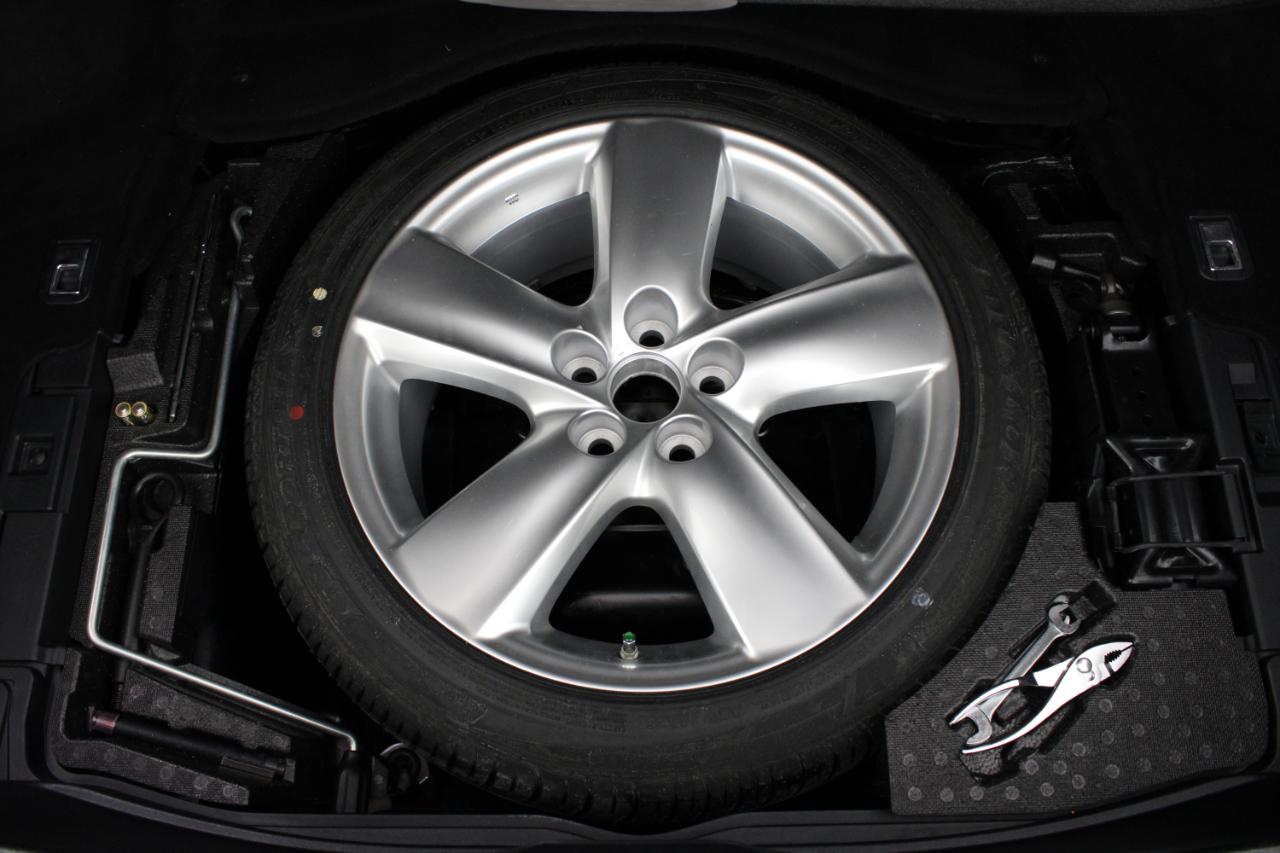Lexus LS 460 4dr Sdn RWD 2012