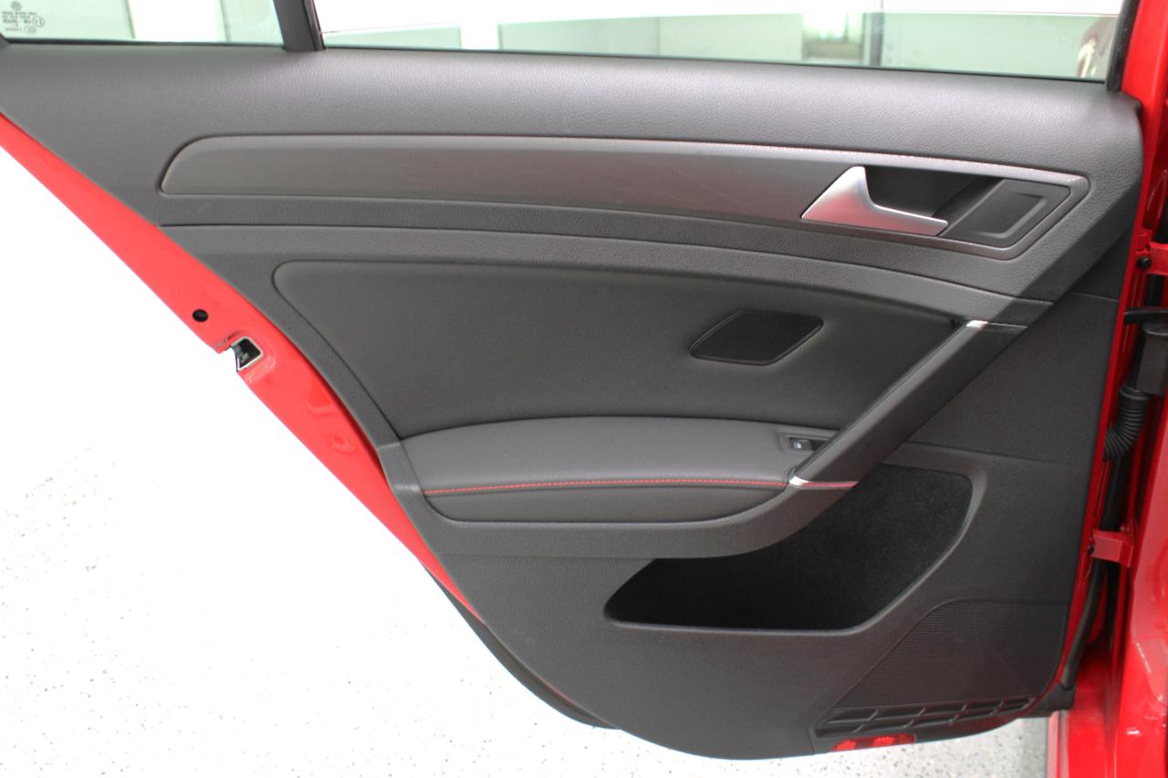 Volkswagen Golf GTI 2dr HB DSG SE 2021