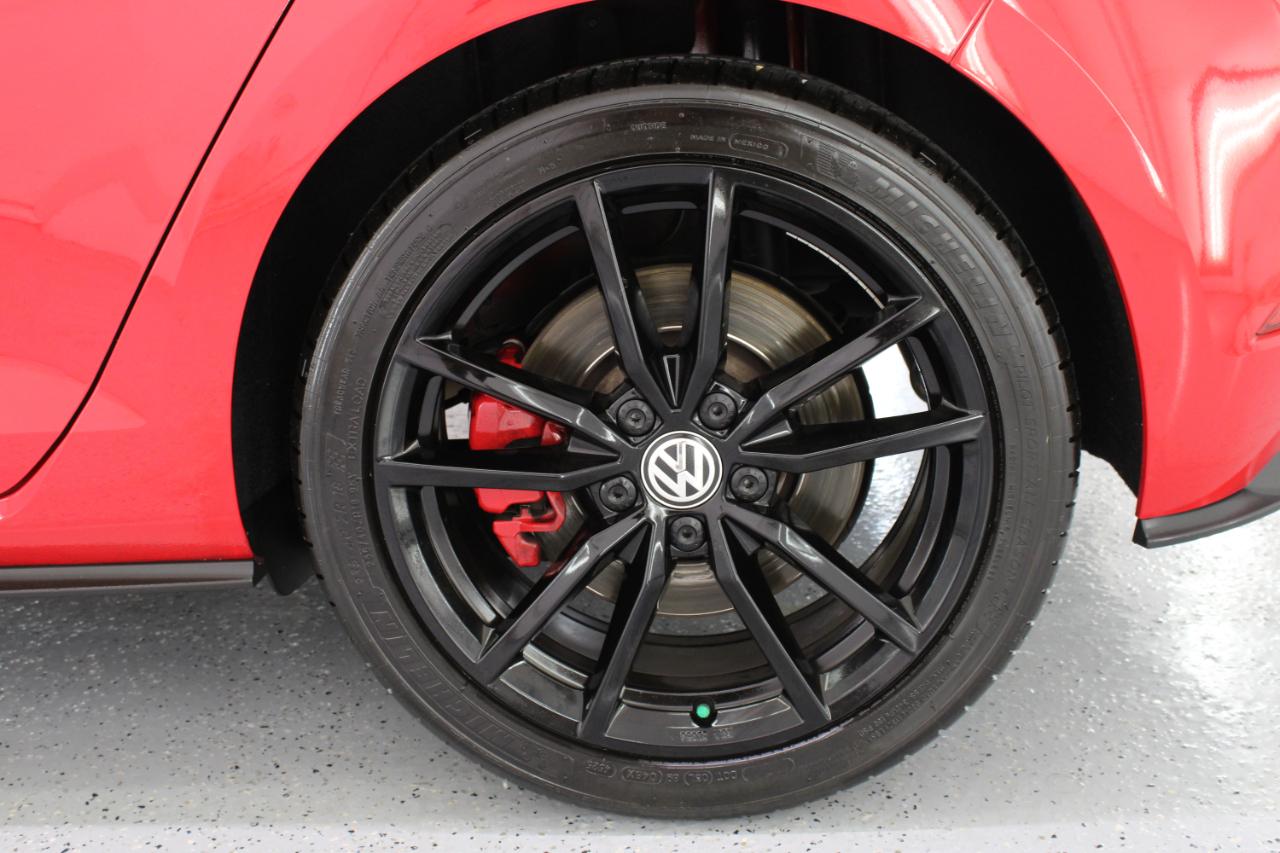 Volkswagen Golf GTI 2dr HB DSG SE 2021
