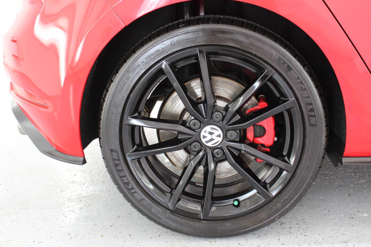 Volkswagen Golf GTI 2dr HB DSG SE 2021