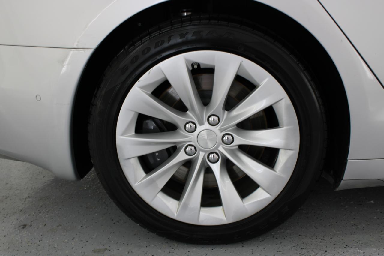 Tesla Model S 75D AWD 2018