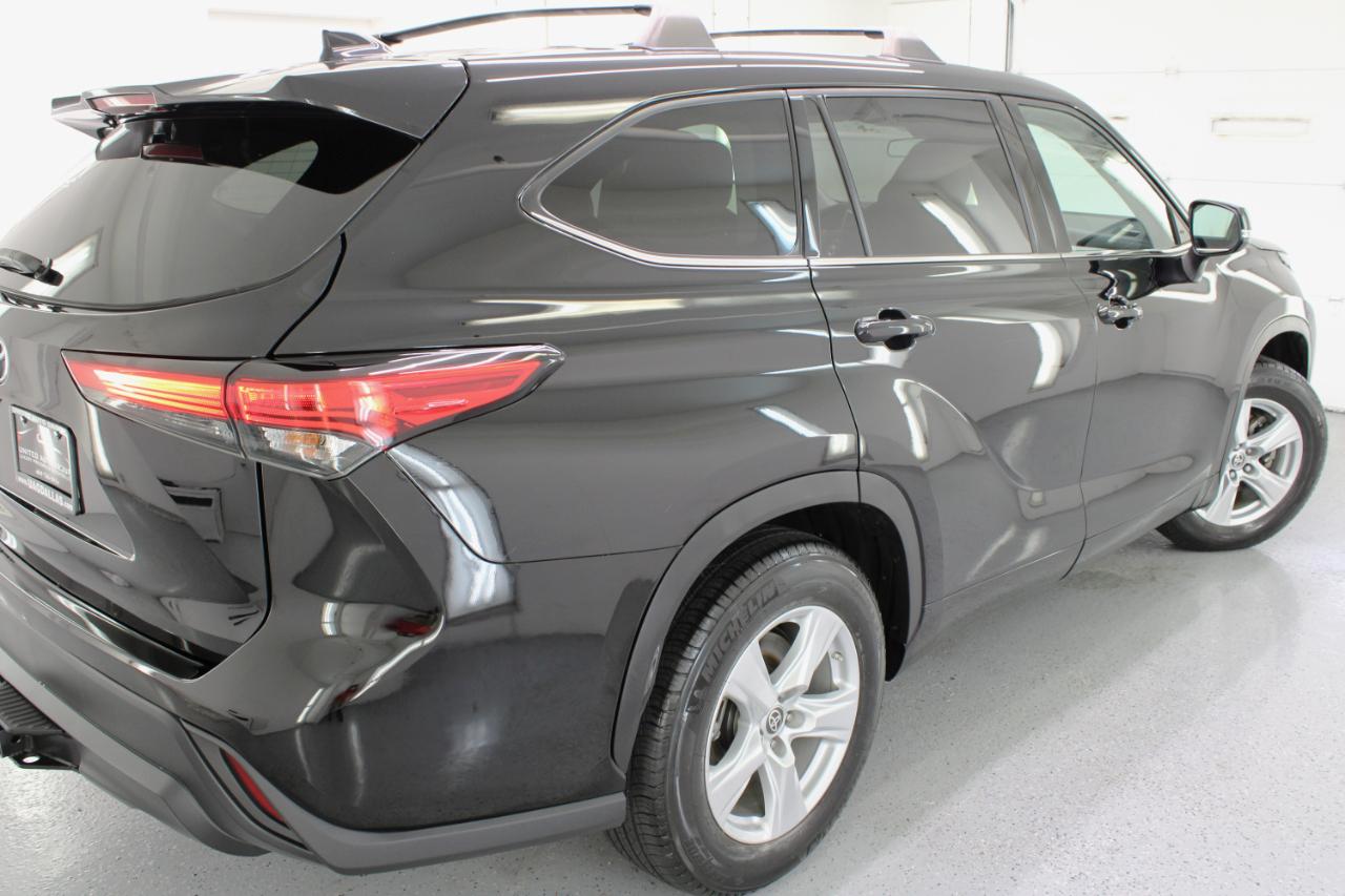 Toyota Highlander L FWD (Natl) 2021