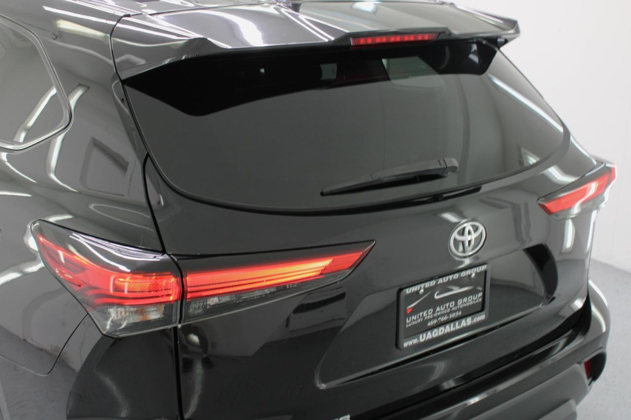 Toyota Highlander L FWD (Natl) 2021