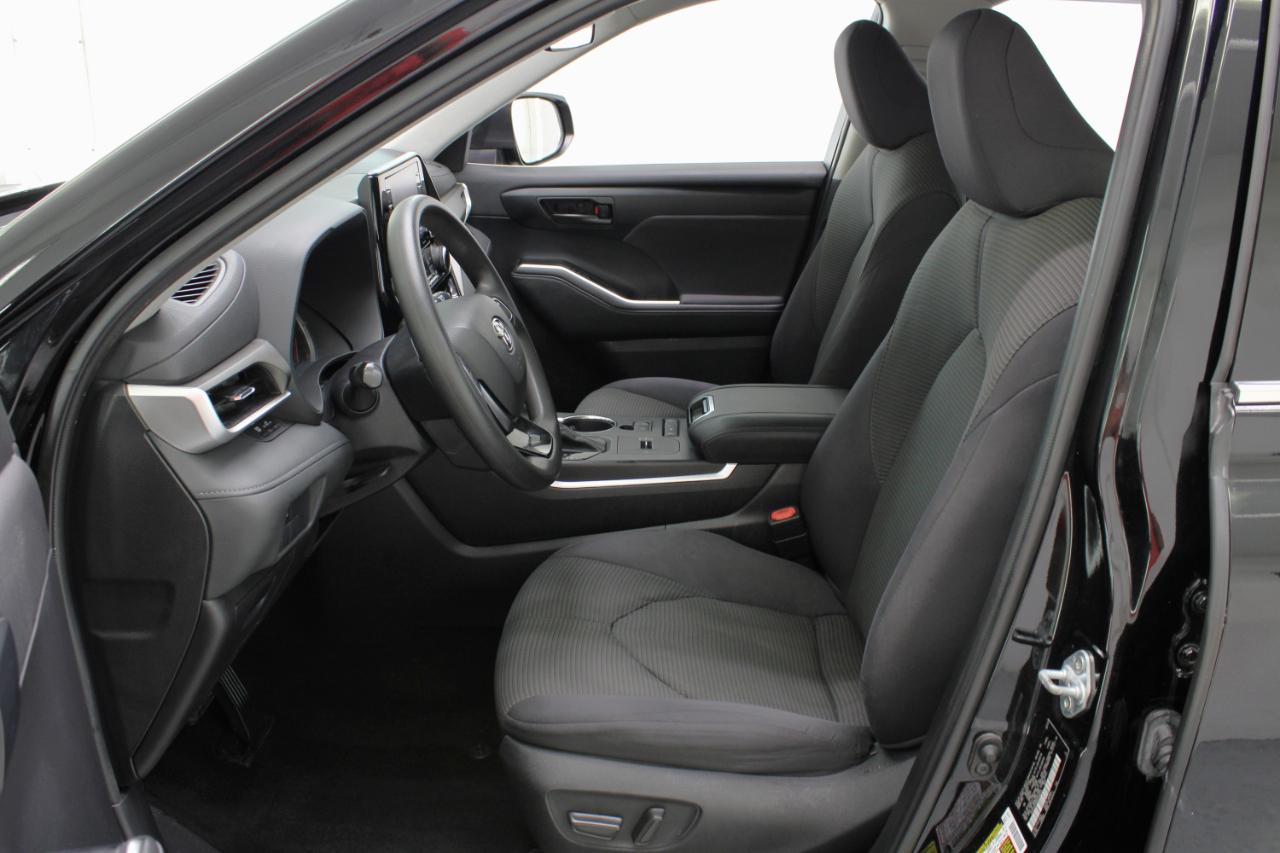 Toyota Highlander L FWD (Natl) 2021