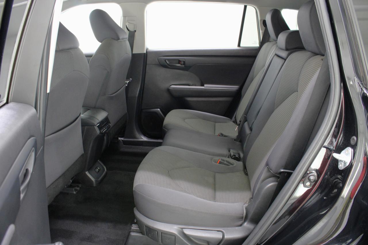 Toyota Highlander L FWD (Natl) 2021