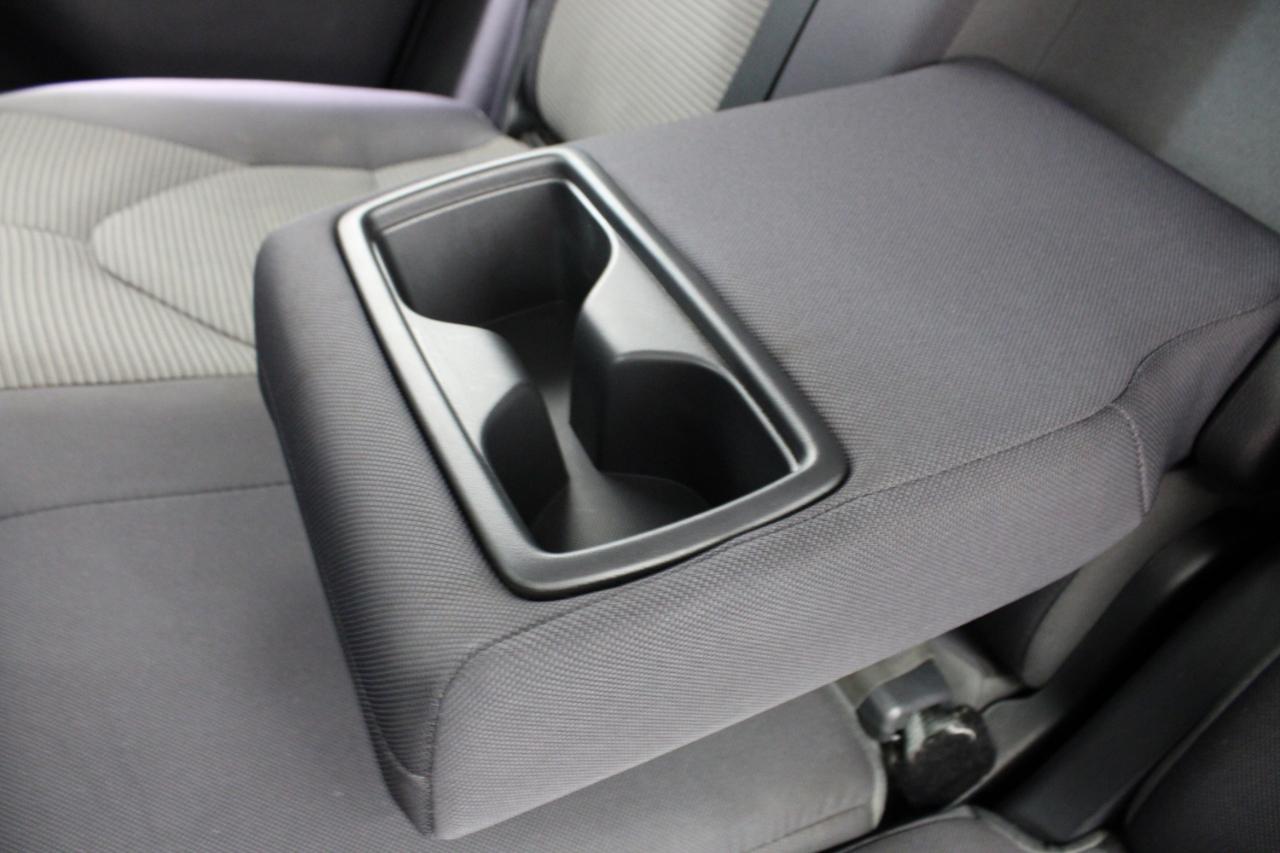 Toyota Highlander L FWD (Natl) 2021