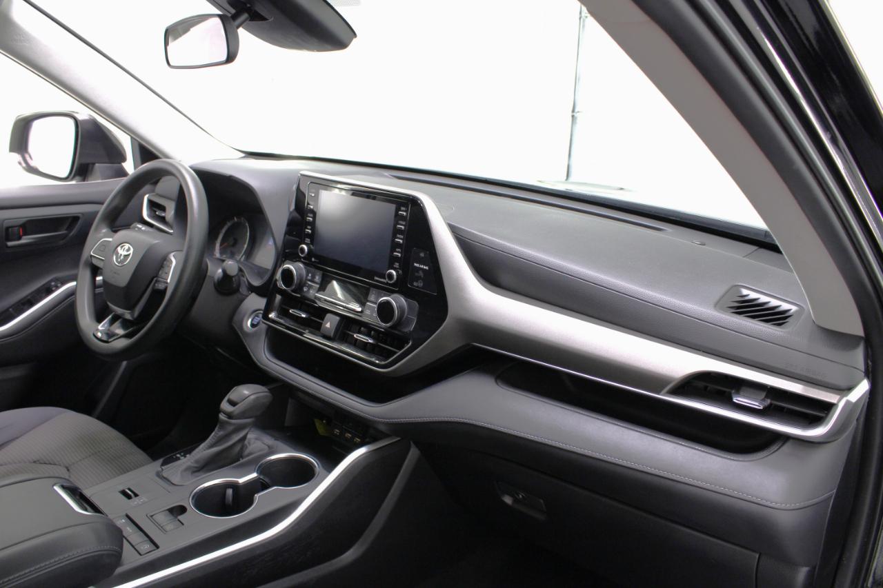 Toyota Highlander L FWD (Natl) 2021