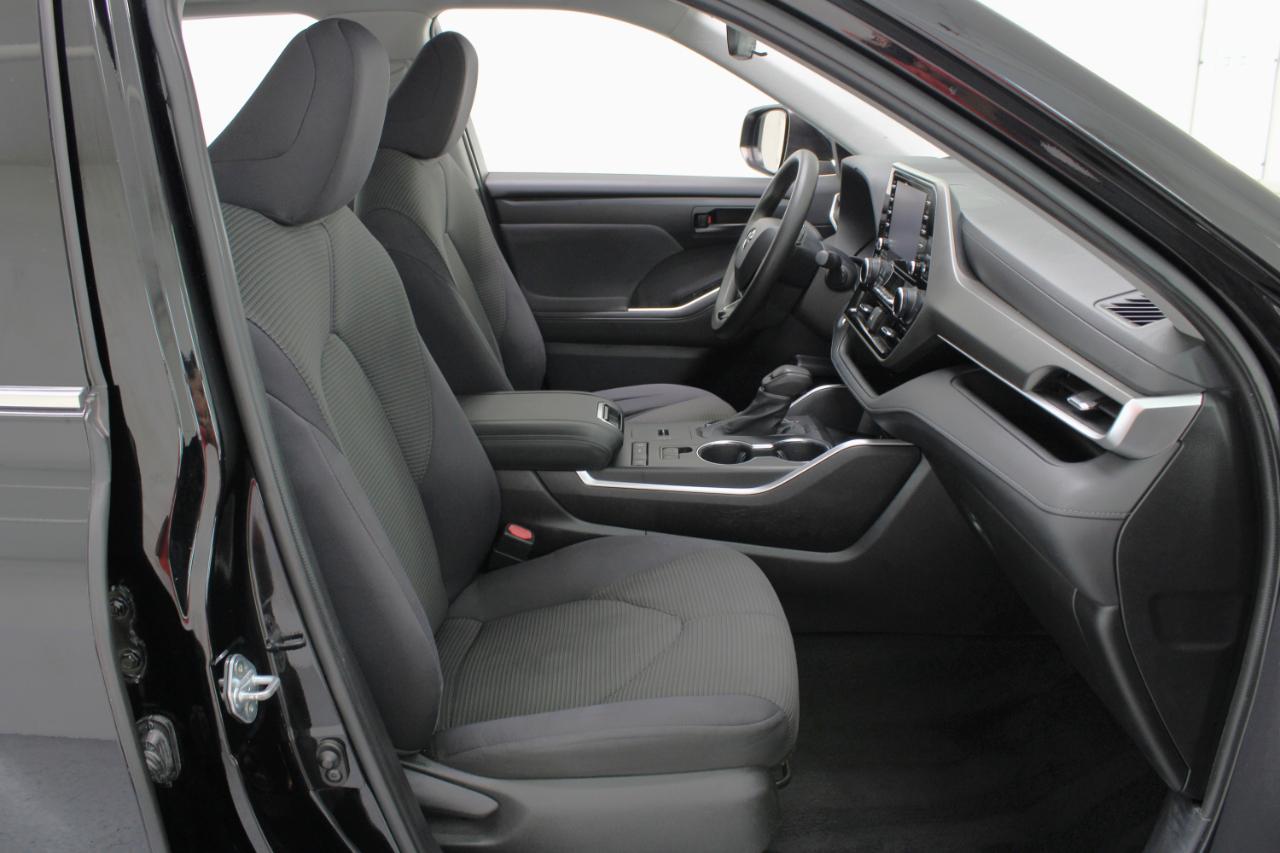 Toyota Highlander L FWD (Natl) 2021