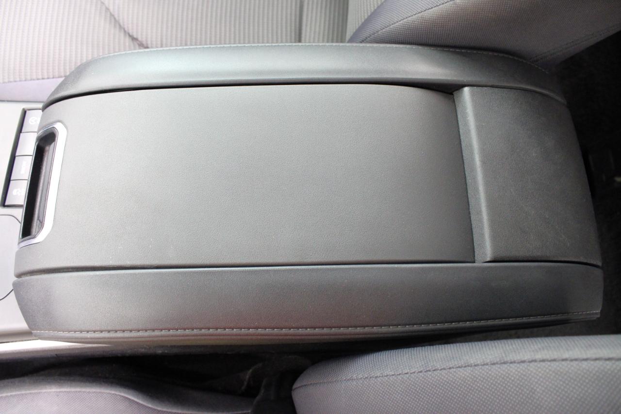 Toyota Highlander L FWD (Natl) 2021