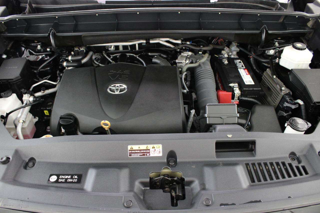Toyota Highlander L FWD (Natl) 2021