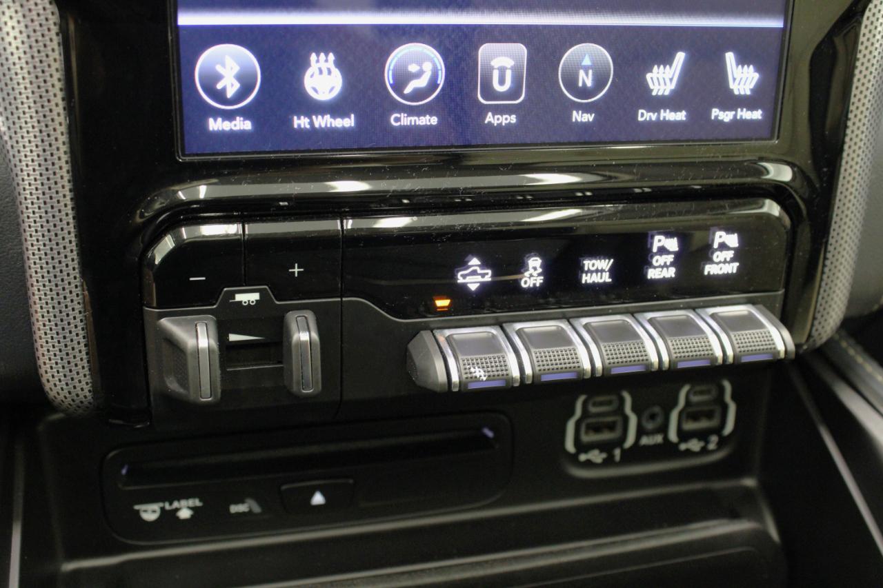 RAM 1500 Limited 4x4 Crew Cab 5'7" Box 2019