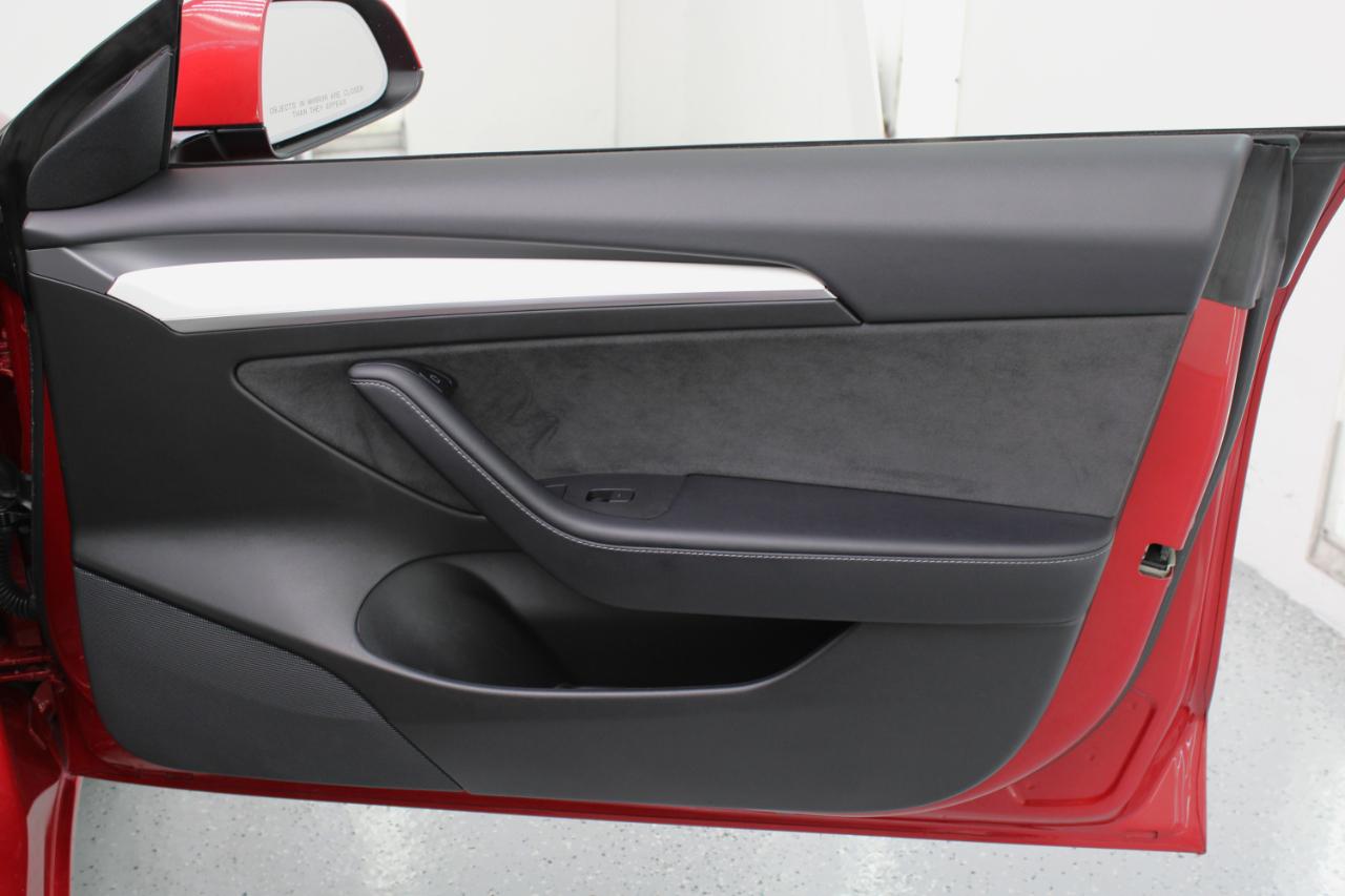 Tesla Model 3 Standard Range Plus RWD 2021
