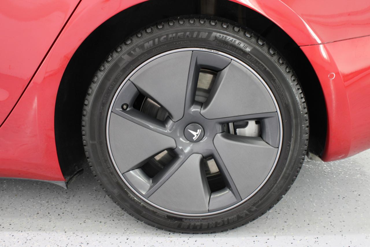 Tesla Model 3 Standard Range Plus RWD 2021