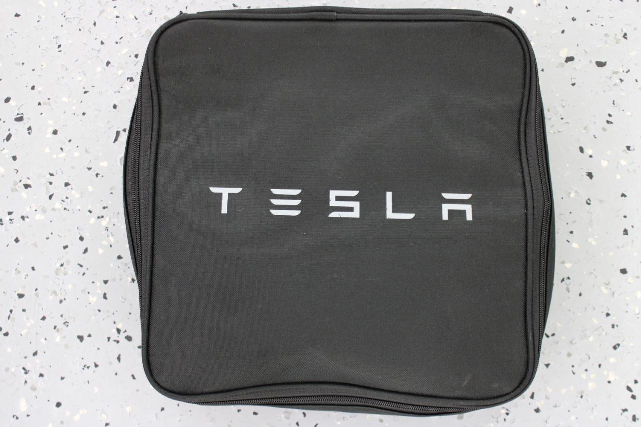 Tesla Model 3 Standard Range Plus RWD 2021