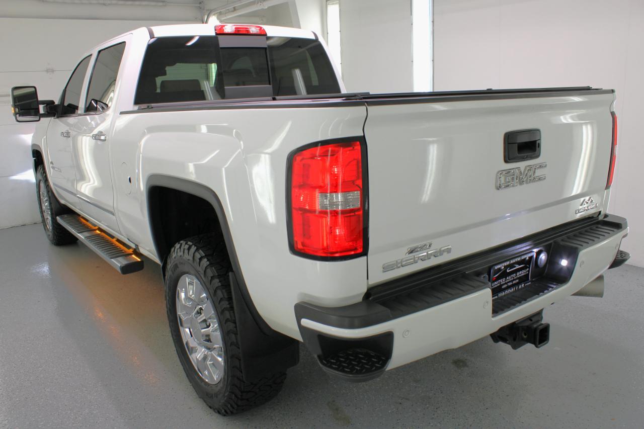 GMC Sierra 2500HD 4WD Crew Cab 153.7" Denali 2016