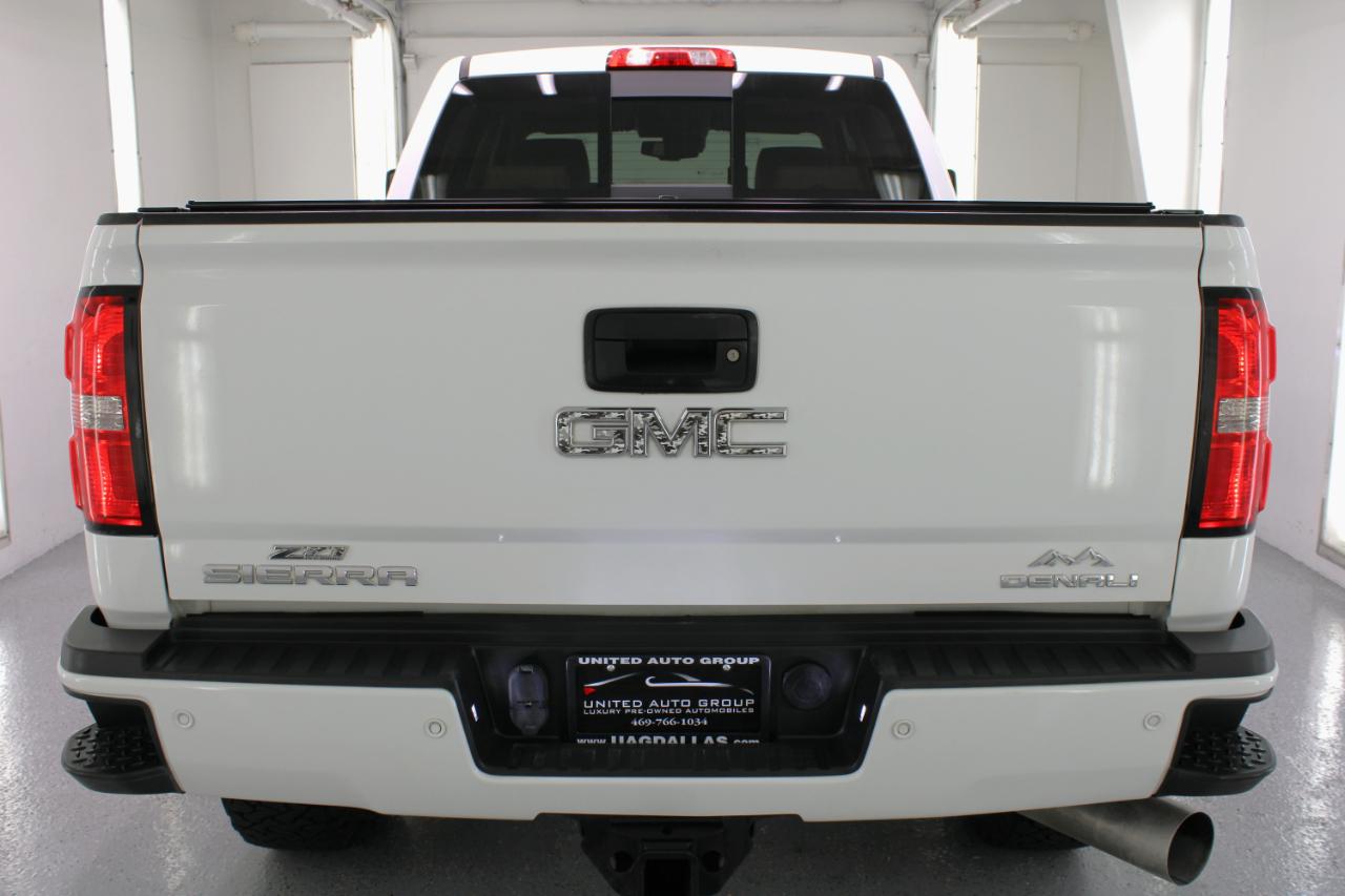 GMC Sierra 2500HD 4WD Crew Cab 153.7" Denali 2016