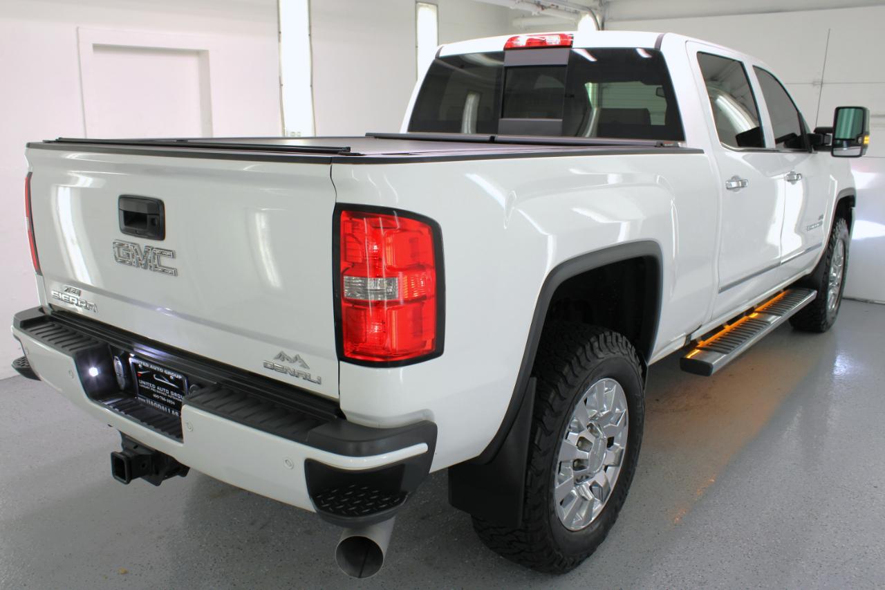 GMC Sierra 2500HD 4WD Crew Cab 153.7" Denali 2016