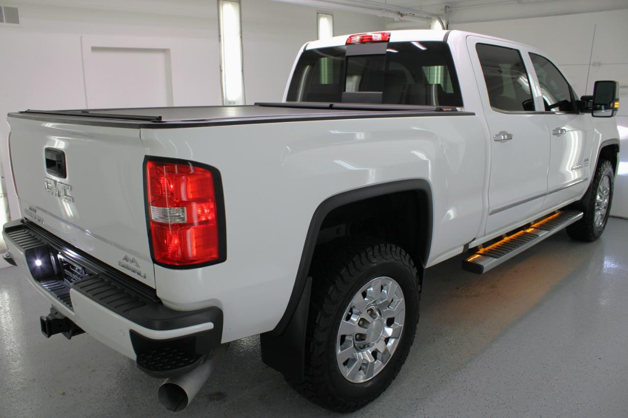 GMC Sierra 2500HD 4WD Crew Cab 153.7" Denali 2016