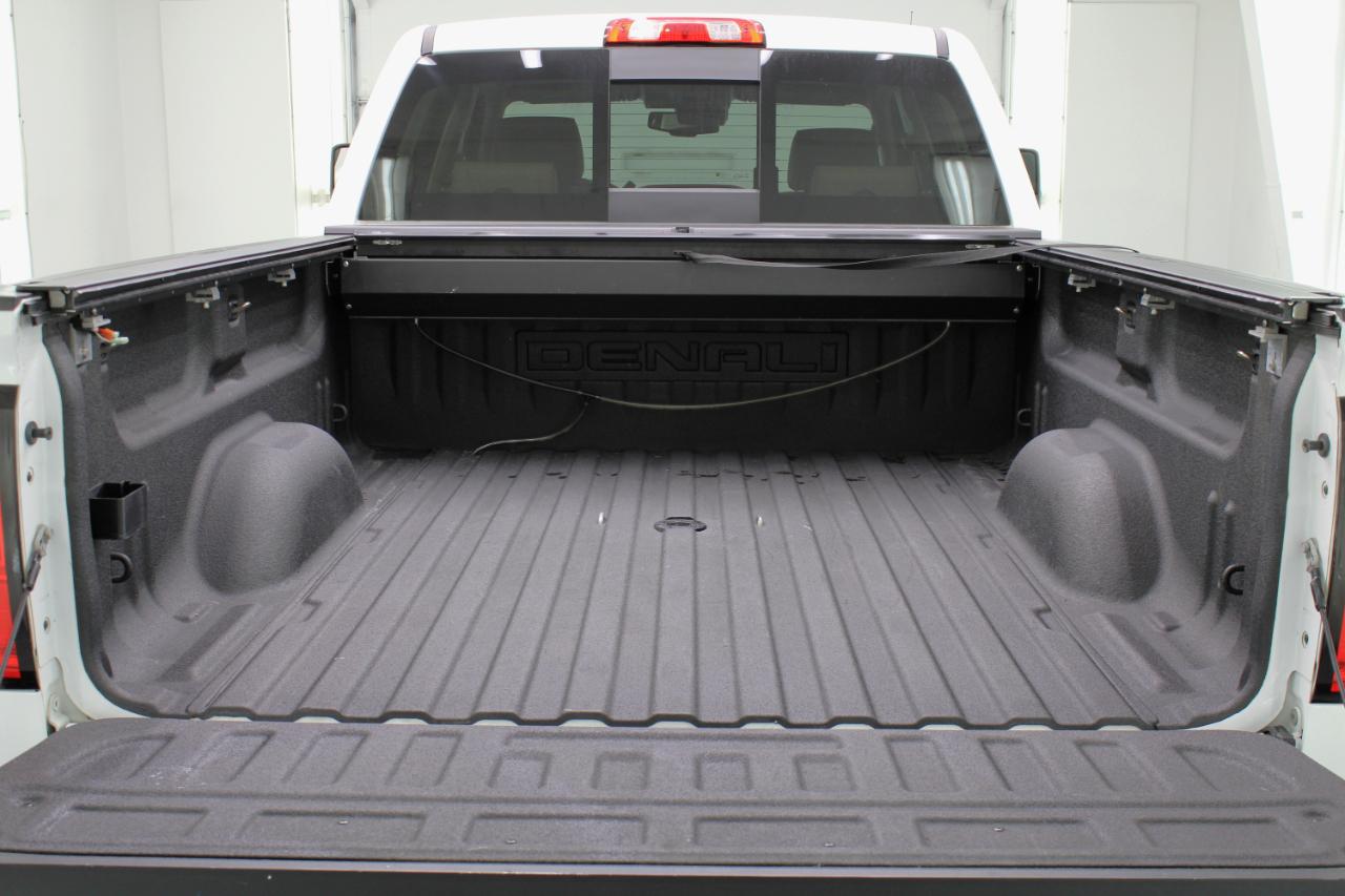 GMC Sierra 2500HD 4WD Crew Cab 153.7" Denali 2016