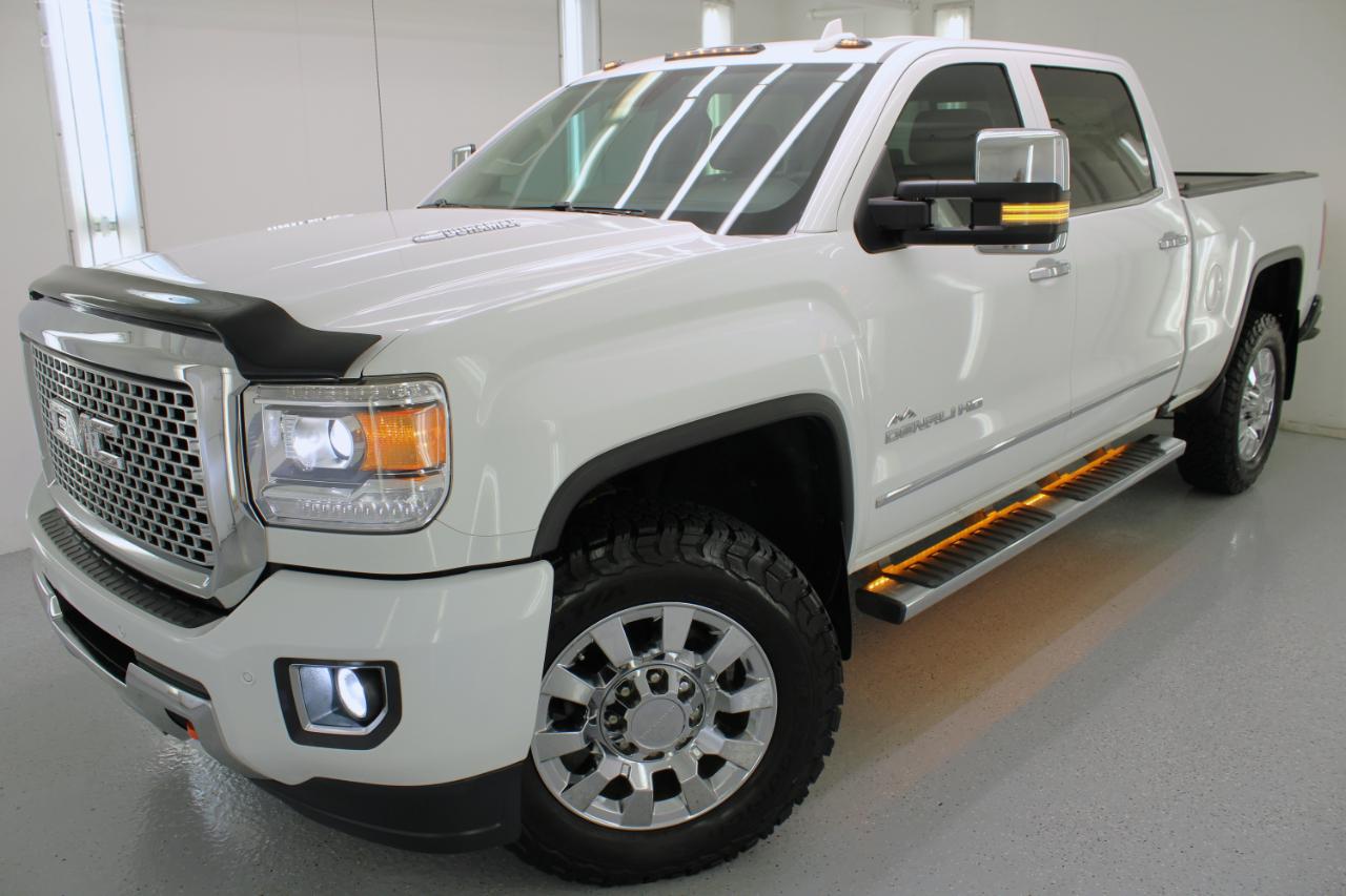 GMC Sierra 2500HD 4WD Crew Cab 153.7" Denali 2016