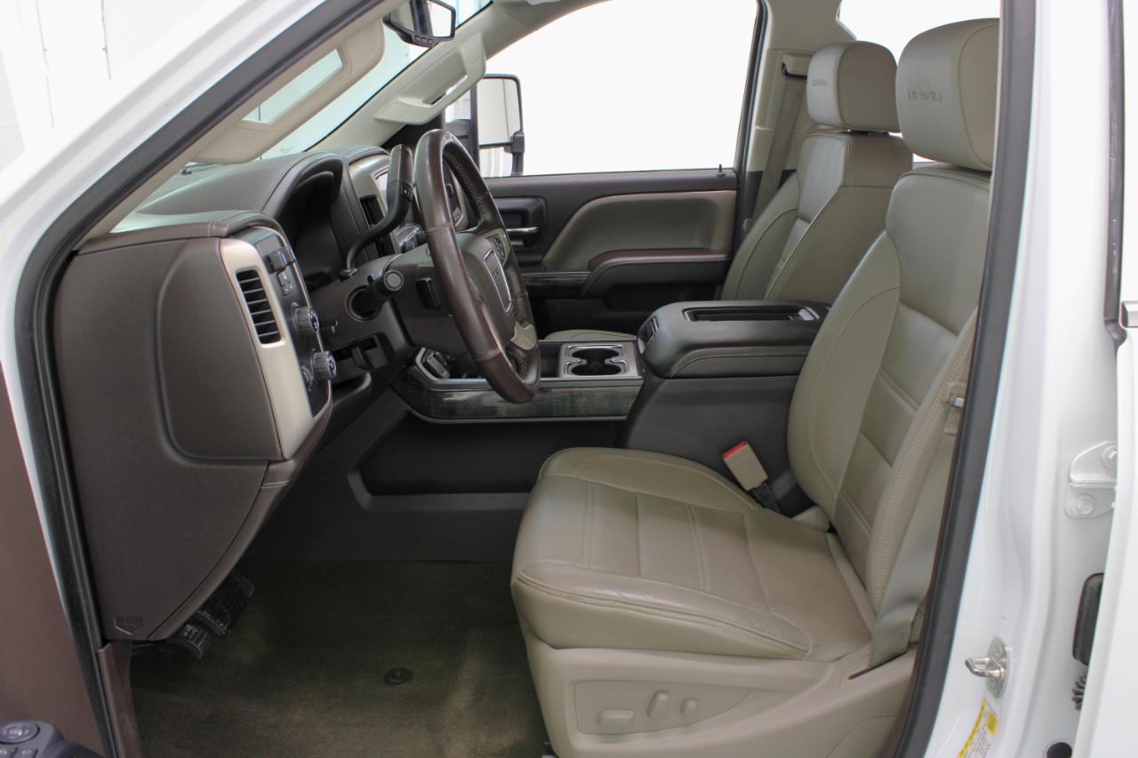 GMC Sierra 2500HD 4WD Crew Cab 153.7" Denali 2016
