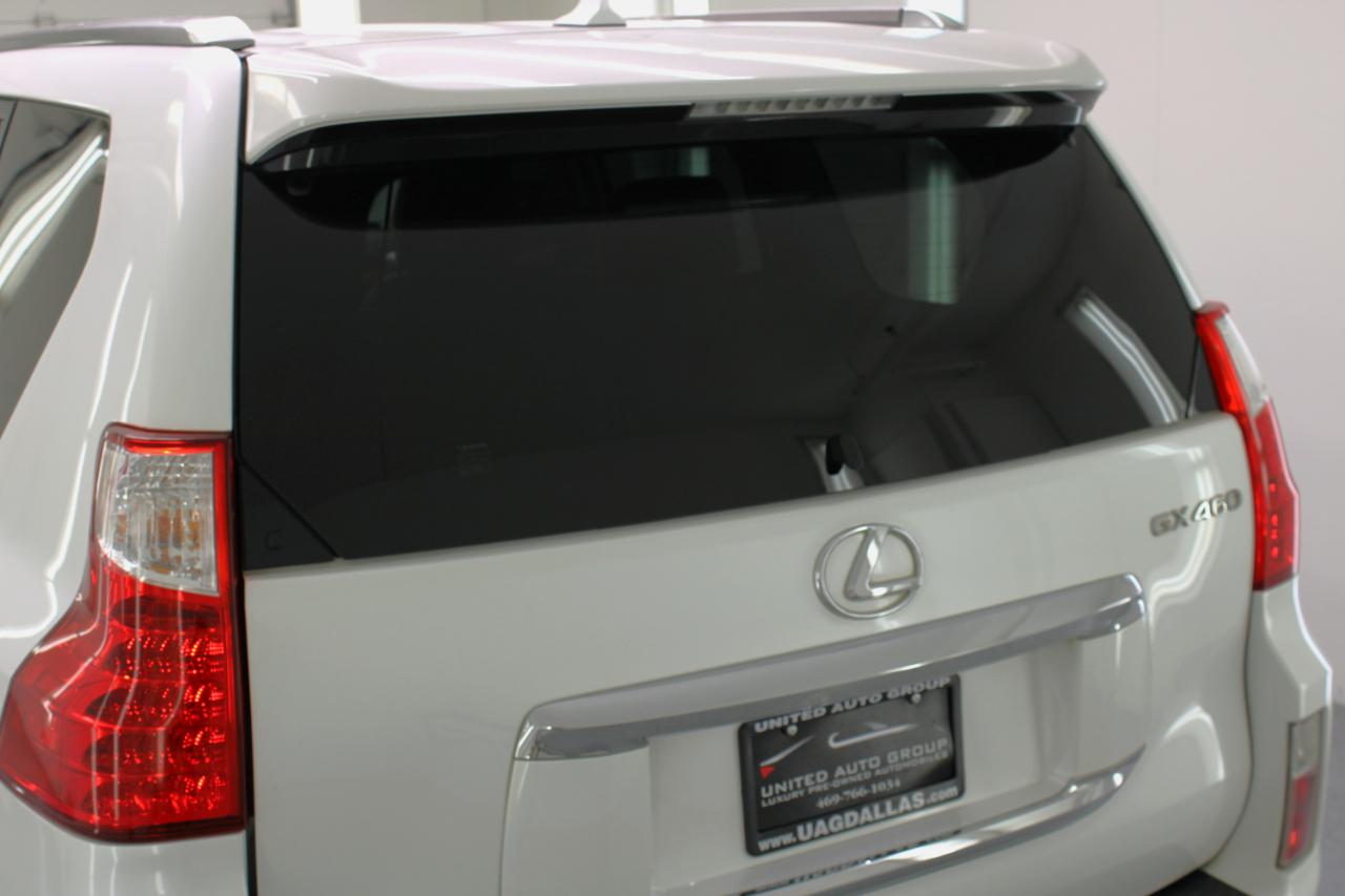 Lexus GX 460 4WD 4dr Premium 2012