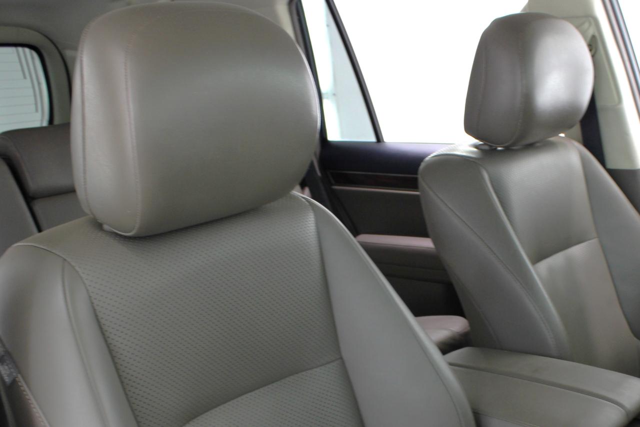 Lexus GX 460 4WD 4dr Premium 2012
