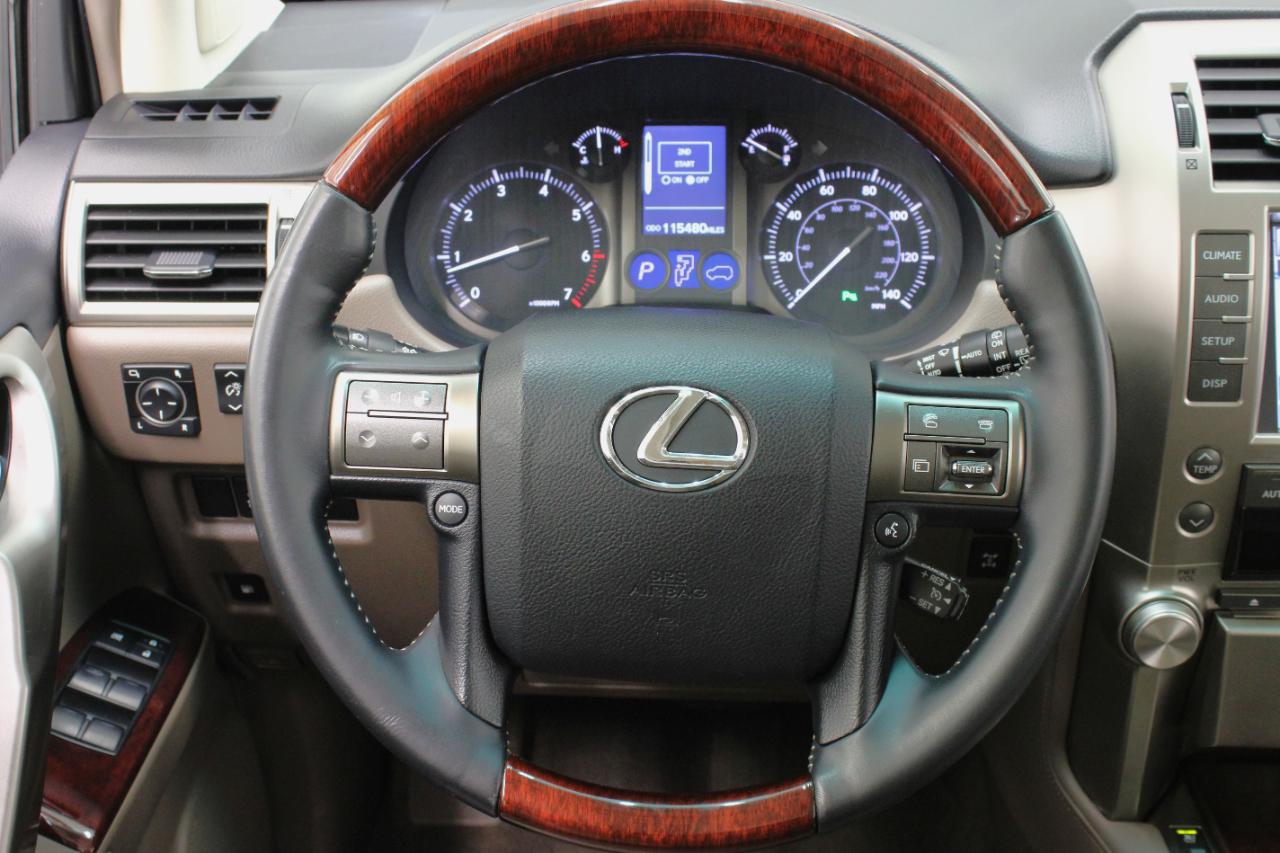 Lexus GX 460 4WD 4dr Premium 2012